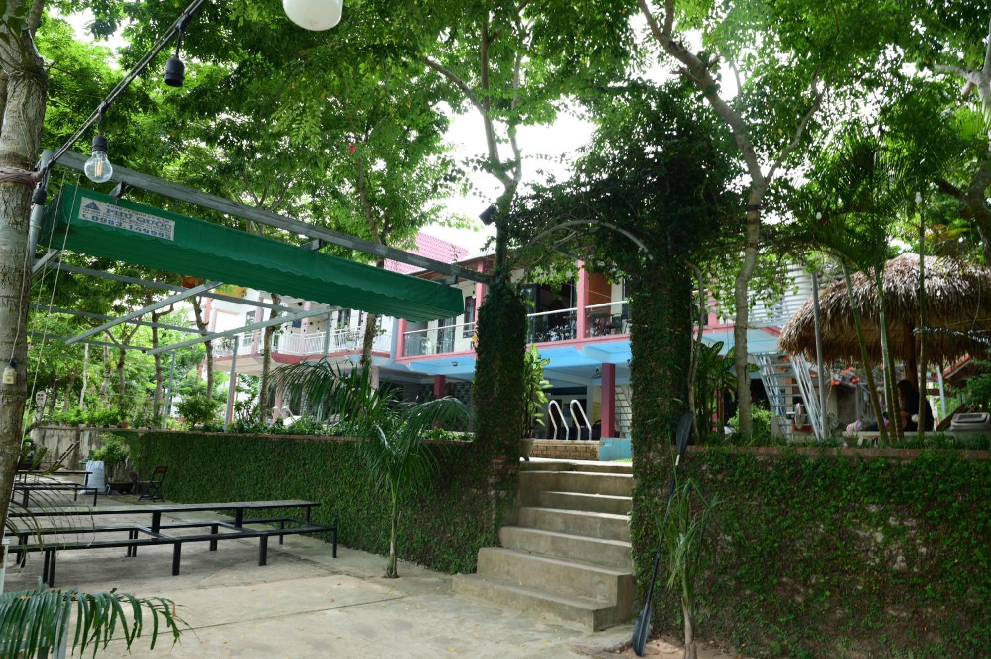 Restful River Bungalow Phong Nha Esterno foto