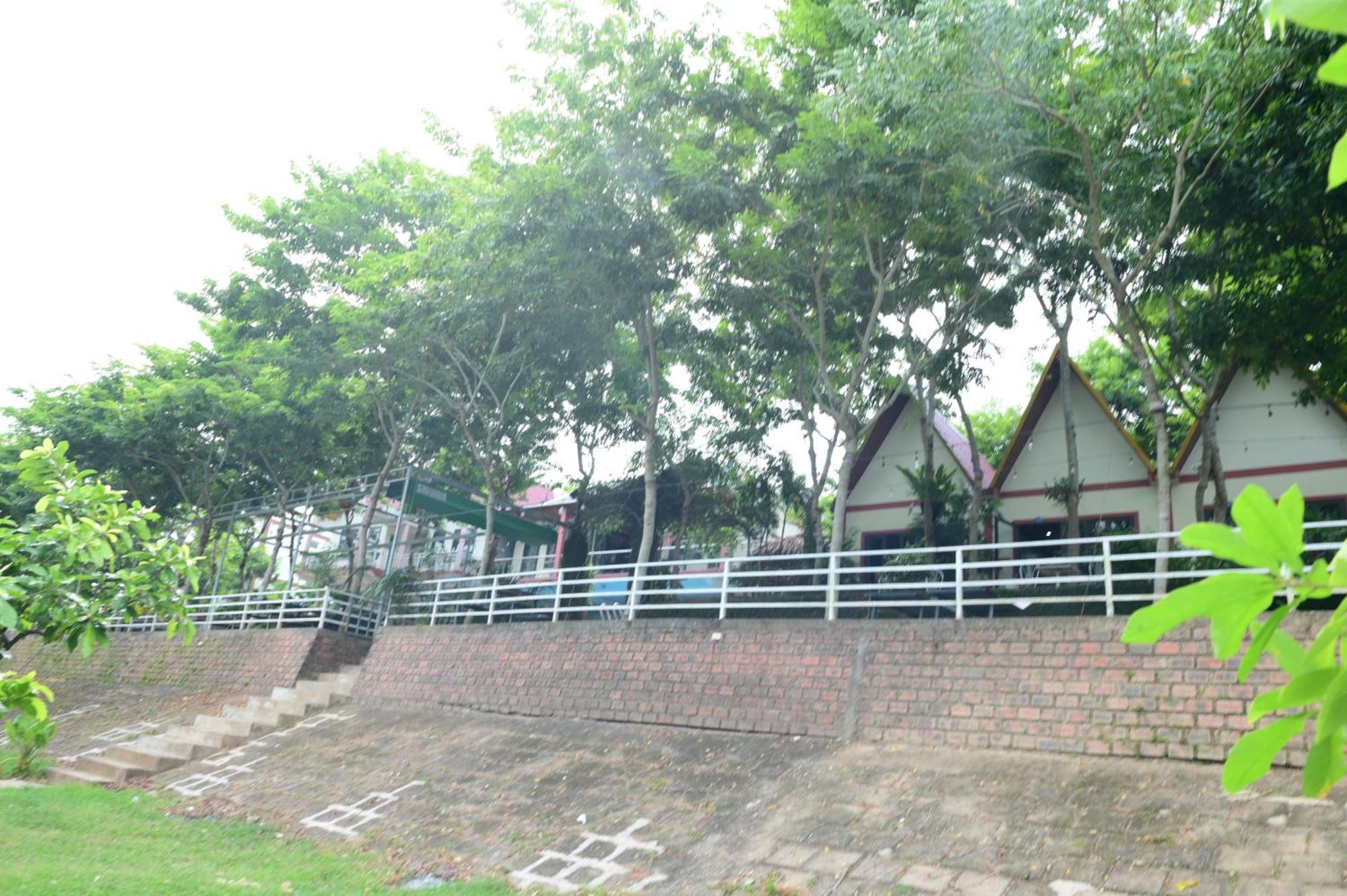 Restful River Bungalow Phong Nha Esterno foto